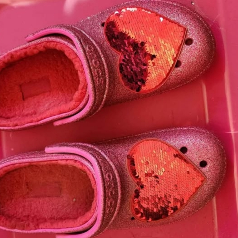 Glitter Crocs Wit Sequin Hearts/ Lined